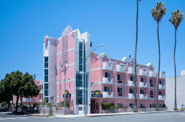 Days Inn by Wyndham Santa Monica image 1