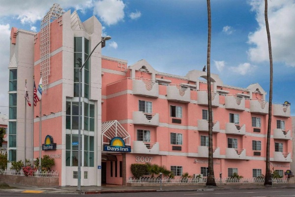 Days Inn by Wyndham Santa Monica image 8